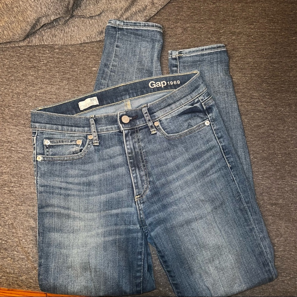Skinny jeans
